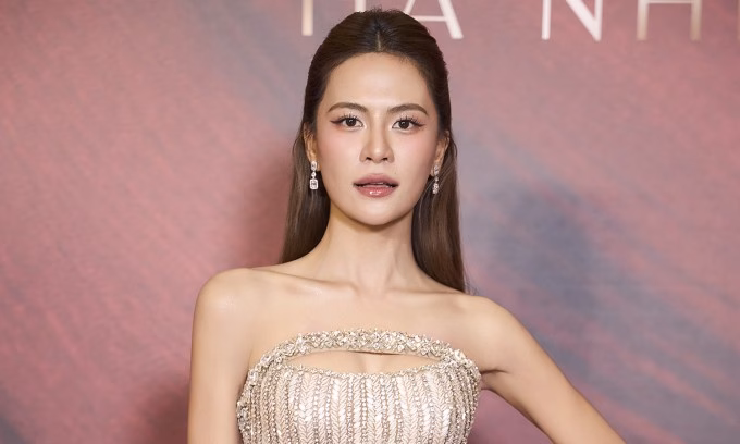 Ca sĩ Hà Nhi Ca sĩ Hà Nhi tại sự kiện