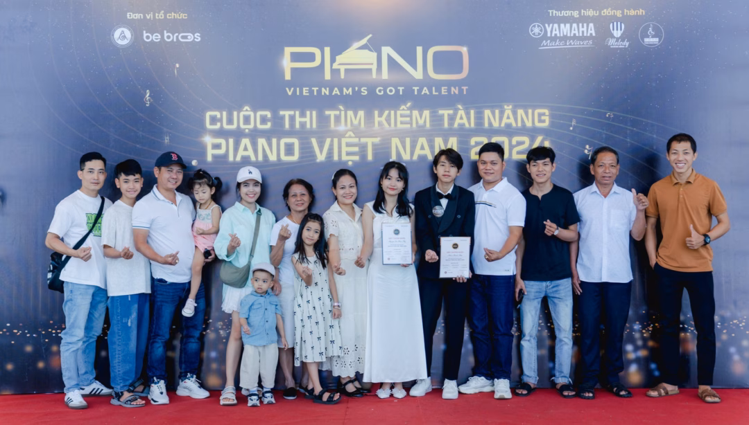 Gần 100 giải thưởng tại Vietnam’s Piano Got Talent 2025 đang chờ đón tài năng piano trên toàn quốc. Gần 100 giải thưởng tại Vietnam’s Piano Got Talent 2025 đang chờ đón tài năng piano trên toàn quốc.