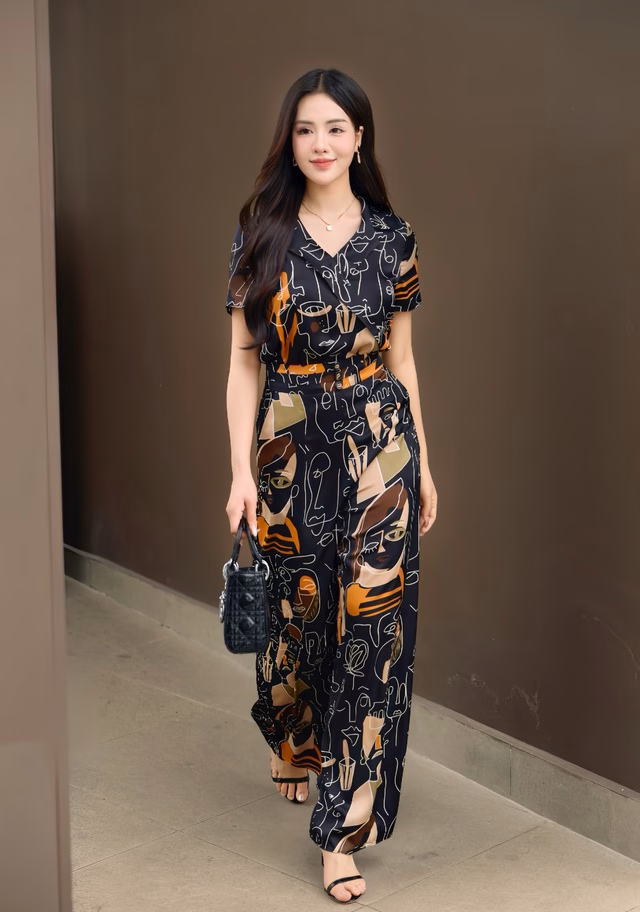 Thiết kế họa tiết trừu tượng trên sơ mi Thiết kế họa tiết trừu tượng trên sơ mi
