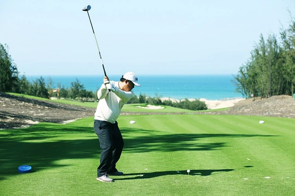 Khách Hàn Quốc thích đến Quy Nhơn chơi golf Khách Hàn Quốc thích đến Quy Nhơn chơi golf