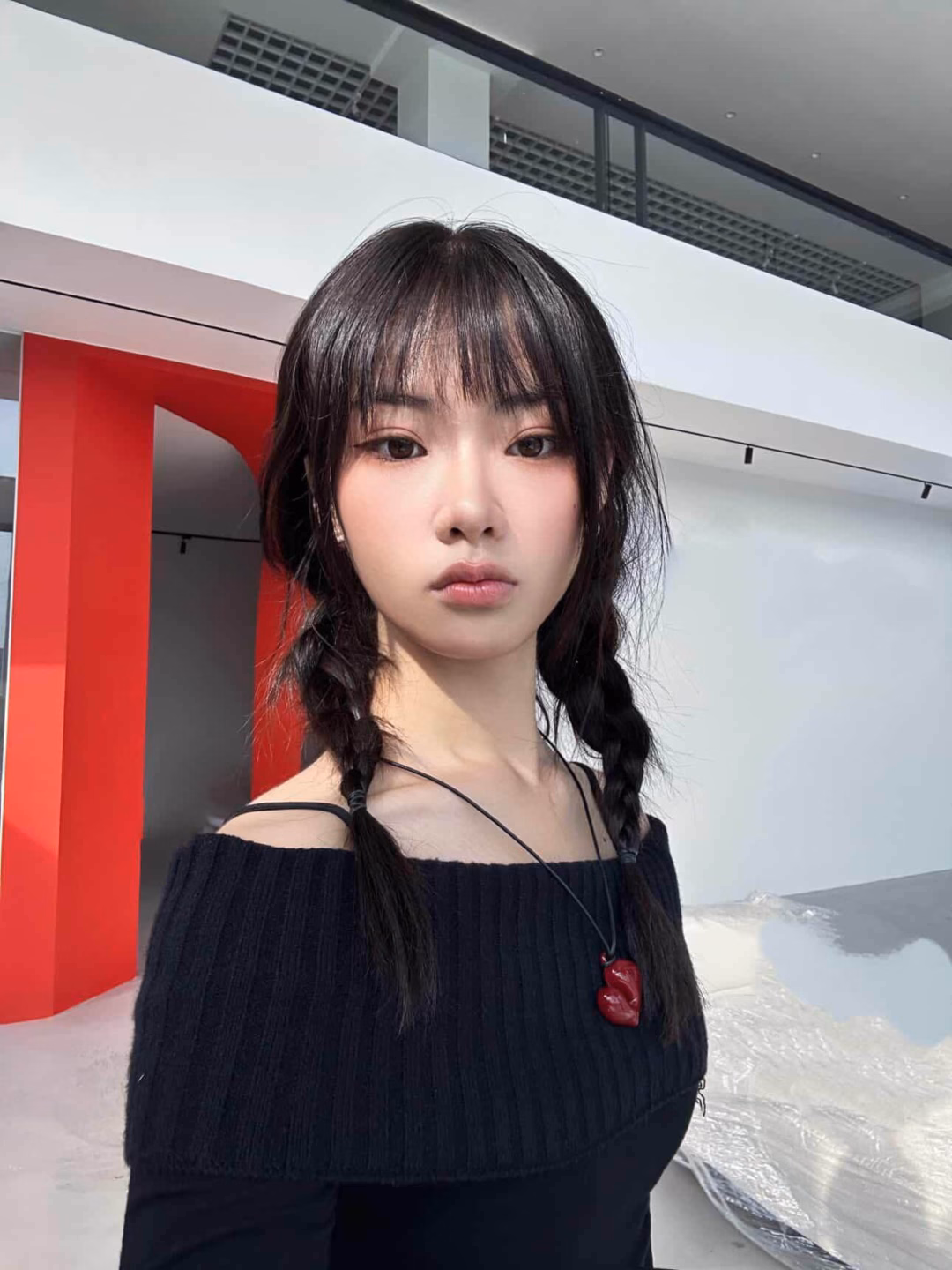 Cô gái Gen Z có tên đặc biệt ở Em xinh say hi: Nhan sắc như nàng thơ, gu thời trang amp;#34;đỉnh khỏi bànamp;#34; - 8