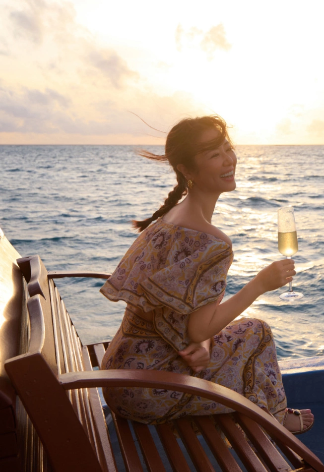Lâm Tâm Như tuổi 49 khoe quyến rũ bên biển Maldives Ngôi sao tuổi 49 lộ vóc mảnh mai, gọn gàng khi chụp hình thời trang.