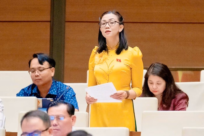 Rà soát tổ chức tự xưng ‘nhà trường’ để tránh nhầm lẫn Phó Giáo sư Trần Hậu - Uỷ viên Hội đồng tư vấn về Khoa học - giáo dục và Môi trường (nay là Hội đồng tư vấn về Khoa học công nghệ và Chuyển đổi số) thuộc Ủy ban Trung ương Mặt trận Tổ quốc Việt Nam. Ảnh: NVCC