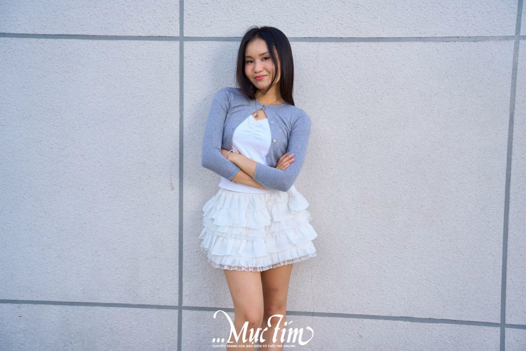Chiếc váy tầng theo phong cách coquette góp phần "nâng tầm" outfit - Ảnh: VŨ