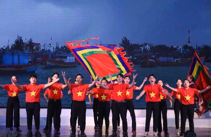 Mai Vàng - 30 năm bền bỉ - Ảnh 2.
