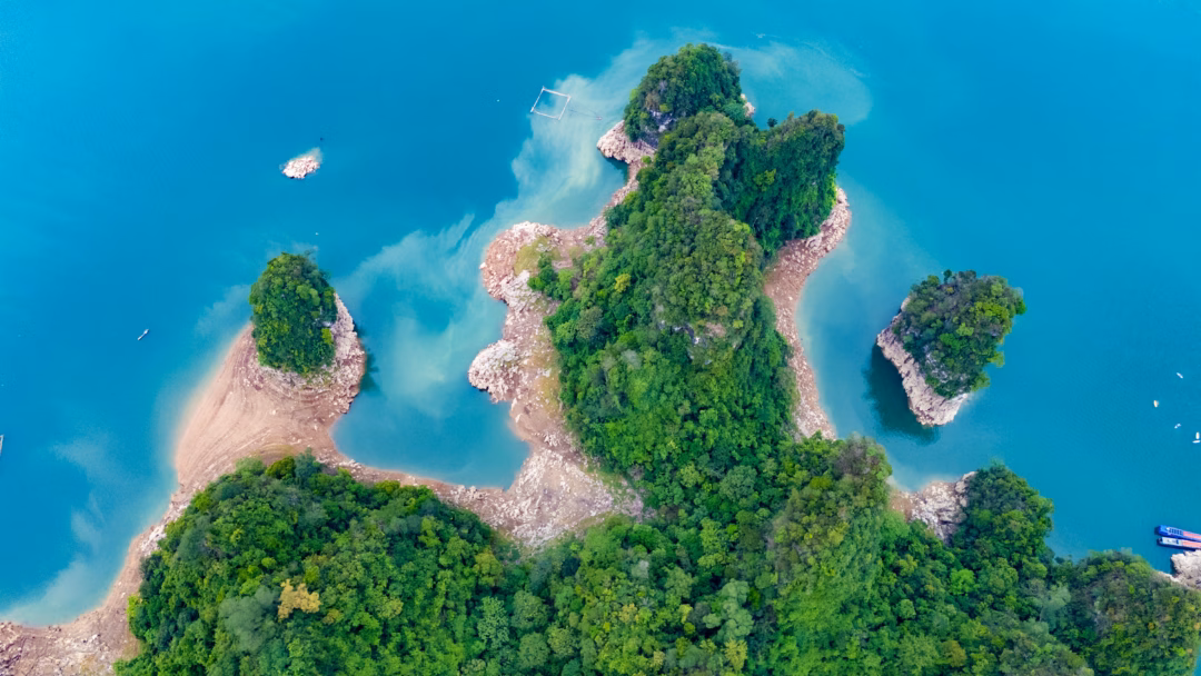 Thám tử Kiên thúc đẩy du lịch Tuyên Quang Thông qua những cảnh quay trong phim, Tuyên Quang hiện lên đầy hùng vĩ