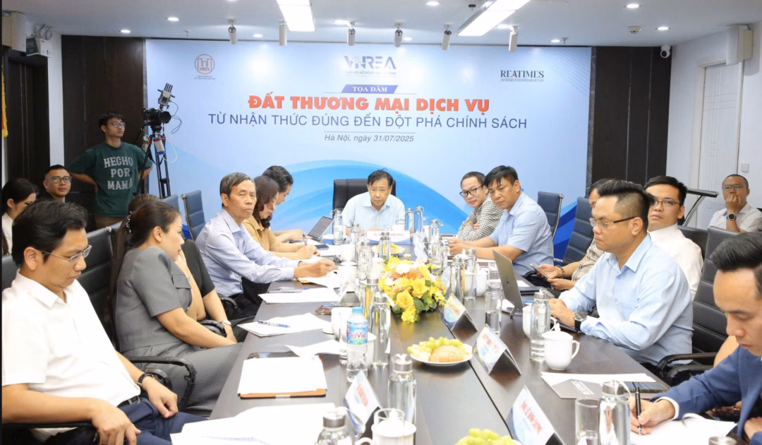 Khai thác đất thương mại dịch vụ: tiềm năng lớn, thách thức nhiều