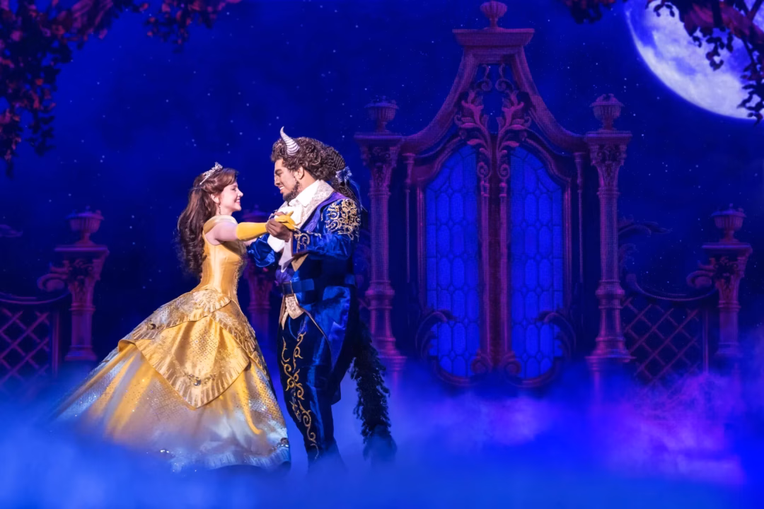 Kỷ niệm 30 năm: Vở nhạc kịch Đẹp như mơ tại Broadway Chicago