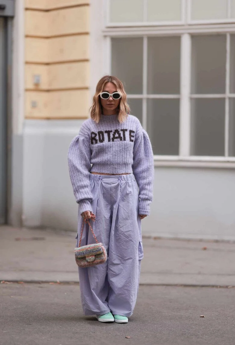 &Aacute;o len crop top cho người nhỏ nhắn