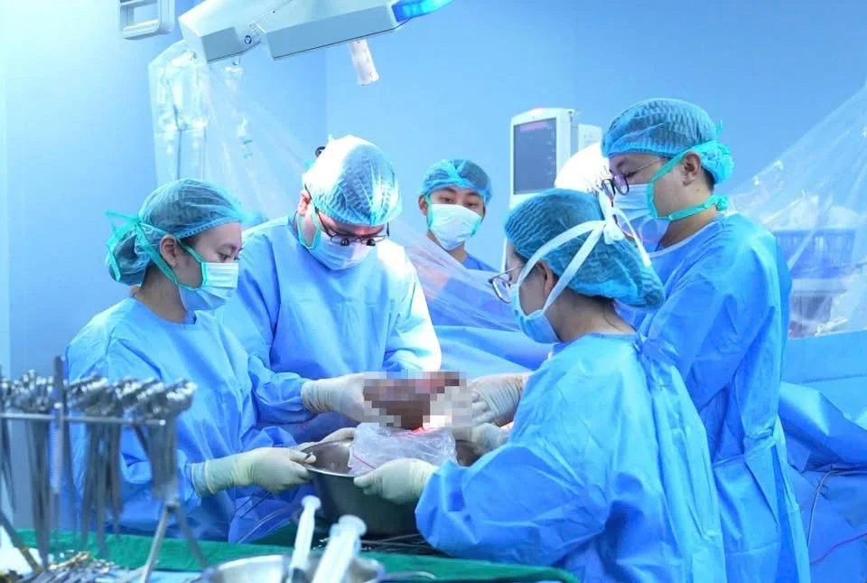 B&aacute;c sĩ lấy tạng từ nữ điều dưỡng hiến chết n&atilde;o