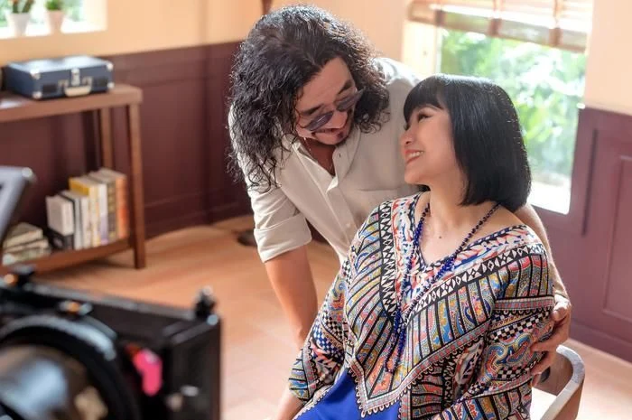 Cẩm Vân nói về MV Khi Cẩm Vân chia sẻ về MV