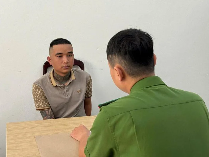 Cơ quan điều tra triệu tập Vinh Cơ quan điều tra triệu tập Vinh