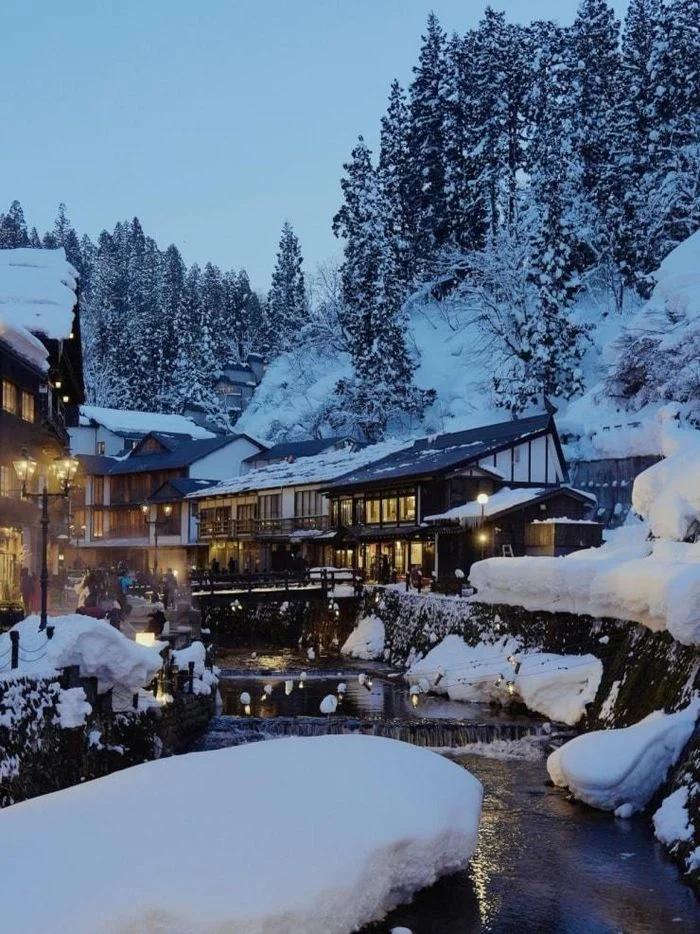 Kiến tr&uacute;c ho&agrave;i cổ thời Taisho