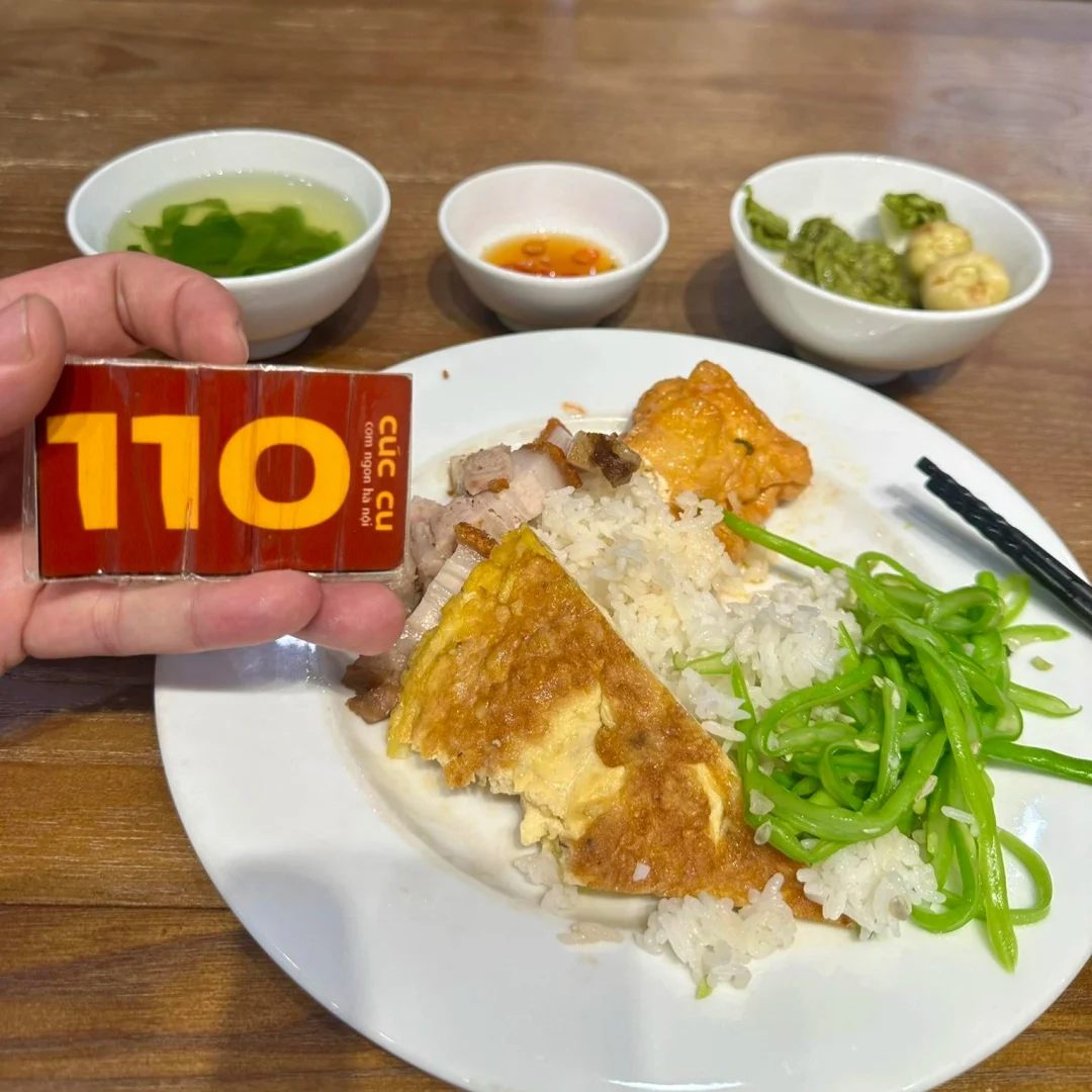 Suất cơm 110.000 đồng tại Vincom - bữa trưa cao cấp