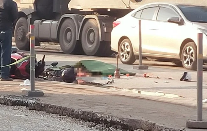 Tai nạn giao th&ocirc;ng giữa xe tải v&agrave; xe m&aacute;y tr&ecirc;n quốc lộ 46, Nghệ An