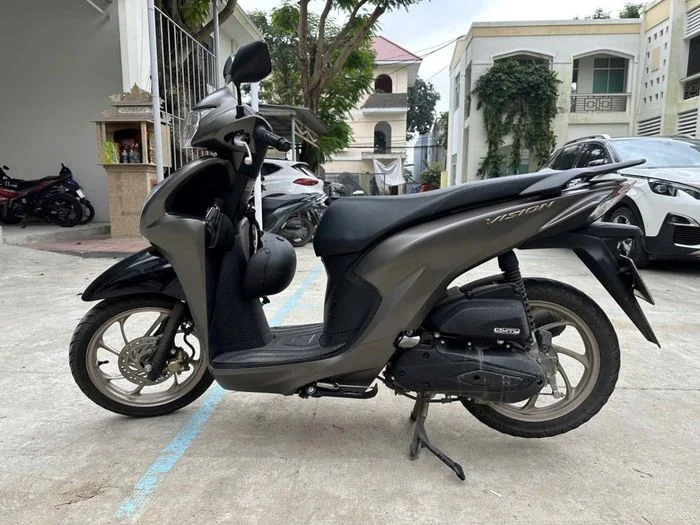 Xe máy Honda Vision bị thay BKS giả Phương tiện dùng để đi gây án