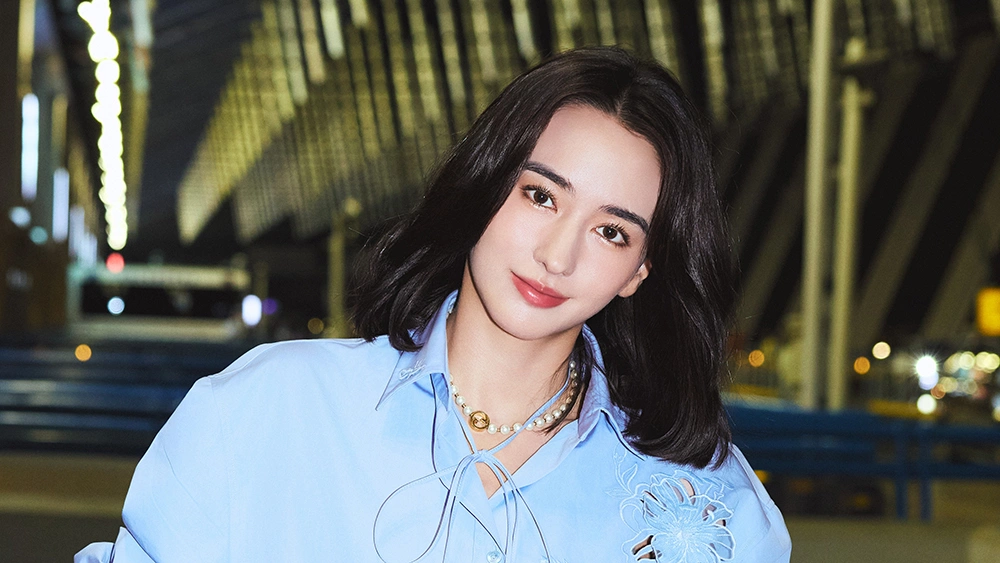 Cô gái 22 tuổi được khen đẹp như hoa hậu, đóng vai tướng quân trong phim truyền hình Lý Uyển Đát ở Italy tháng 5/2025