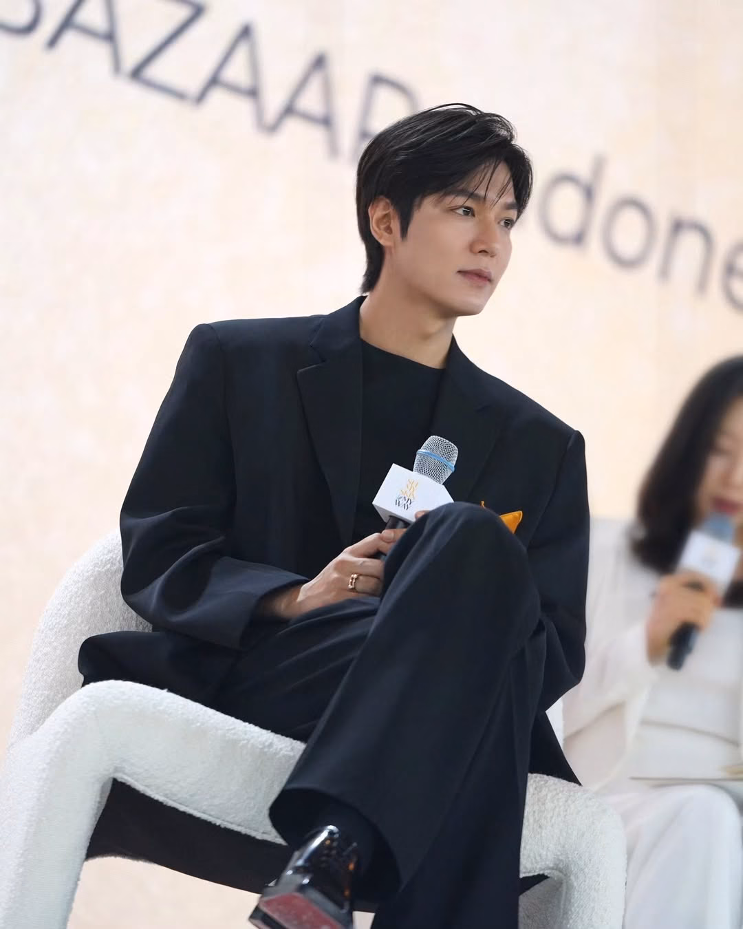 Huyền Baby ‘đốt’ ống kính khi dự sự kiện cùng Lee Min Ho Vẻ ngoài bảnh bao, điển trai của Lee Min Ho tại sự kiện vừa qua