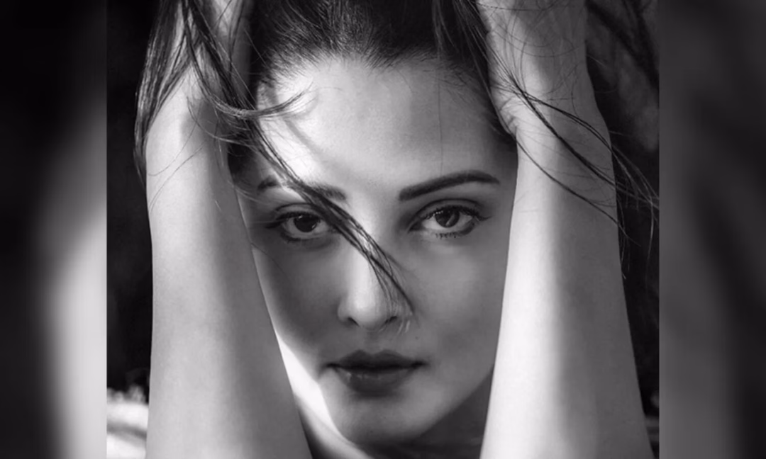 Nữ diễn viên Riya Sen dùng âm thanh để định hình thương hiệu cá nhân