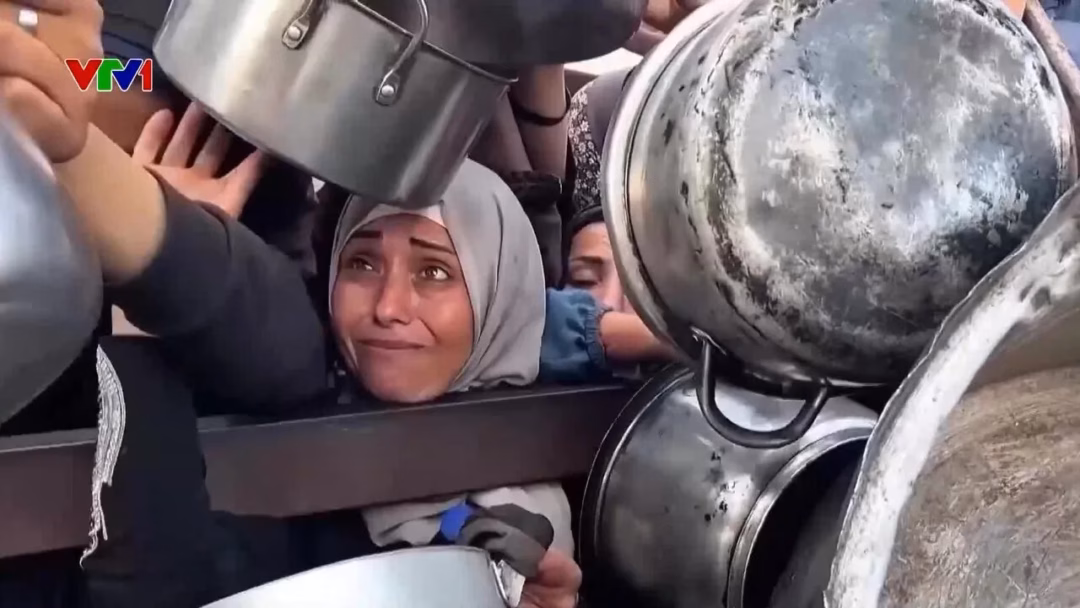 Hàng nghìn người xuống đường kêu gọi chấm dứt thảm họa nhân đạo tại Dải Gaza