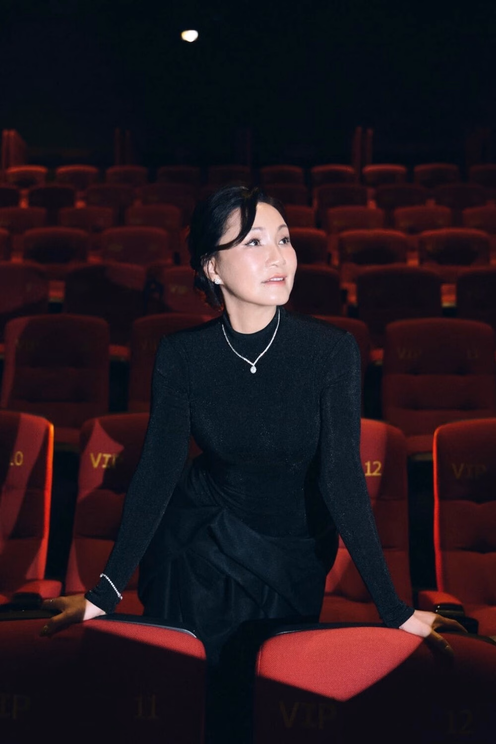 Hồng Đào tận hưởng cuộc sống độc thân và hạnh phúc sau màn comeback