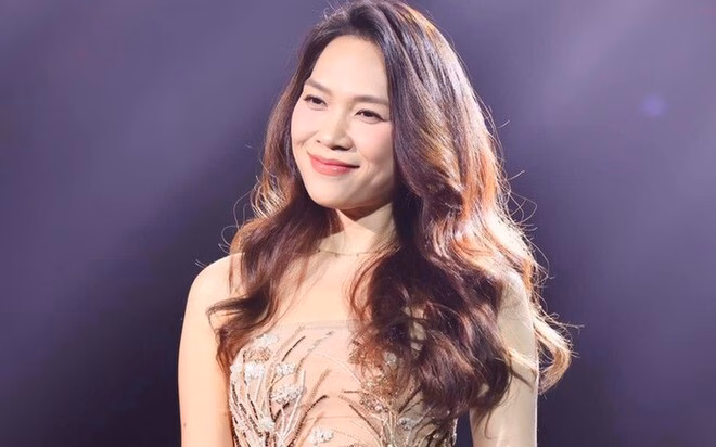 Giọng hát Mỹ Tâm bộc lộ từ sớm dù lúc đó chưa hề được đào tạo bài bản. Khi còn học cấp 2, nữ ca sĩ đã giành giải nhất cuộc thi ca hát toàn trường, đoạt giải A Liên hoan tiếng hát Miền Trung và Tây Nguyên.