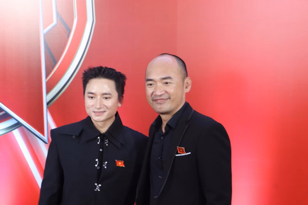 Sao Việt hóa thân thành chiến sĩ công an trong chương trình Chiến sĩ quả cảm