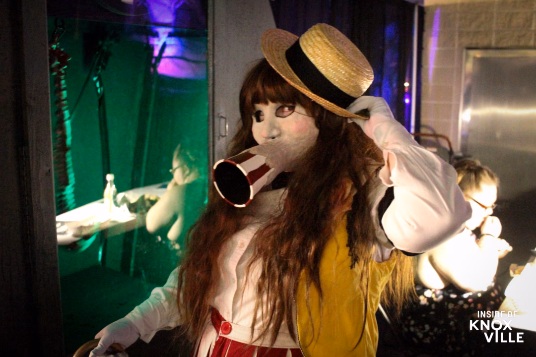 Amber Coin, CreepyCon, August 2025