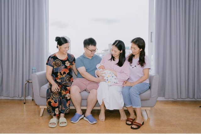 Nuôi con bằng sữa mẹ – kết nối yêu thương đa thế hệ