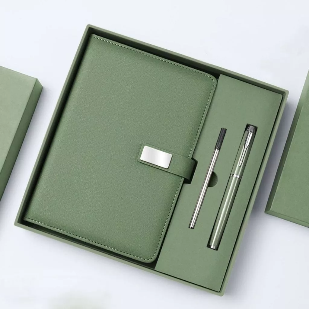 Lỗi thường gặp khi mua sổ tay và bút ký làm quà tặng và cách chọn đúng cho doanh nghiệp của bạn