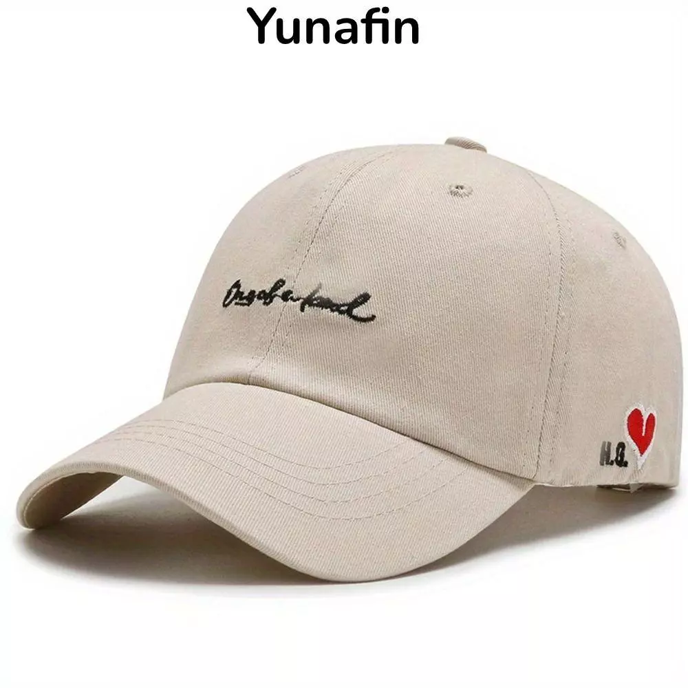 Tôi đã mua mũ Snapback Yunafin và đây là những điều tôi không ngờ tới khi sử dụng nó ngoài đường