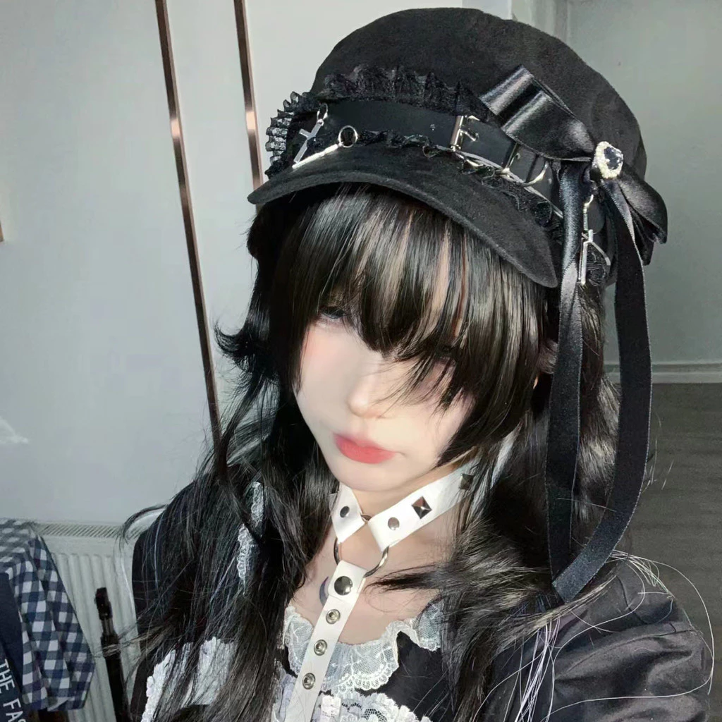 Mũ Nồi Cá Tính – Lựa Chọn Hoàn Hảo Cho Phong Cách Mùa Hè Của Bạn Hay Chỉ Là Một Item Đắp Gượng?