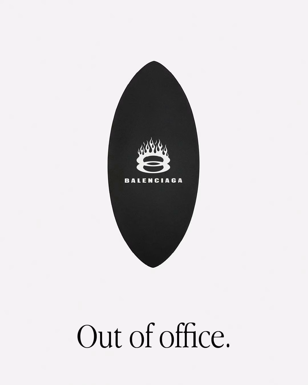 Balenciaga summer outdoor accessories Đồ dùng thời tiết Balenciaga – ván nước, bóng chuyền