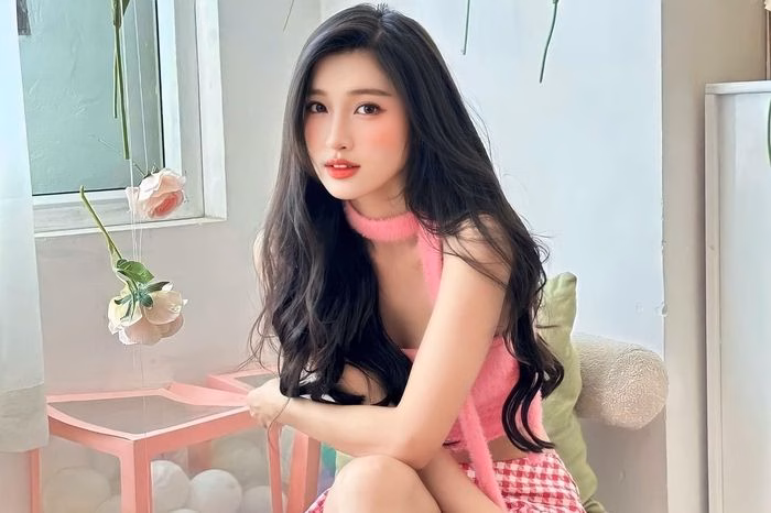 Phương Nhi sau lễ ăn hỏi