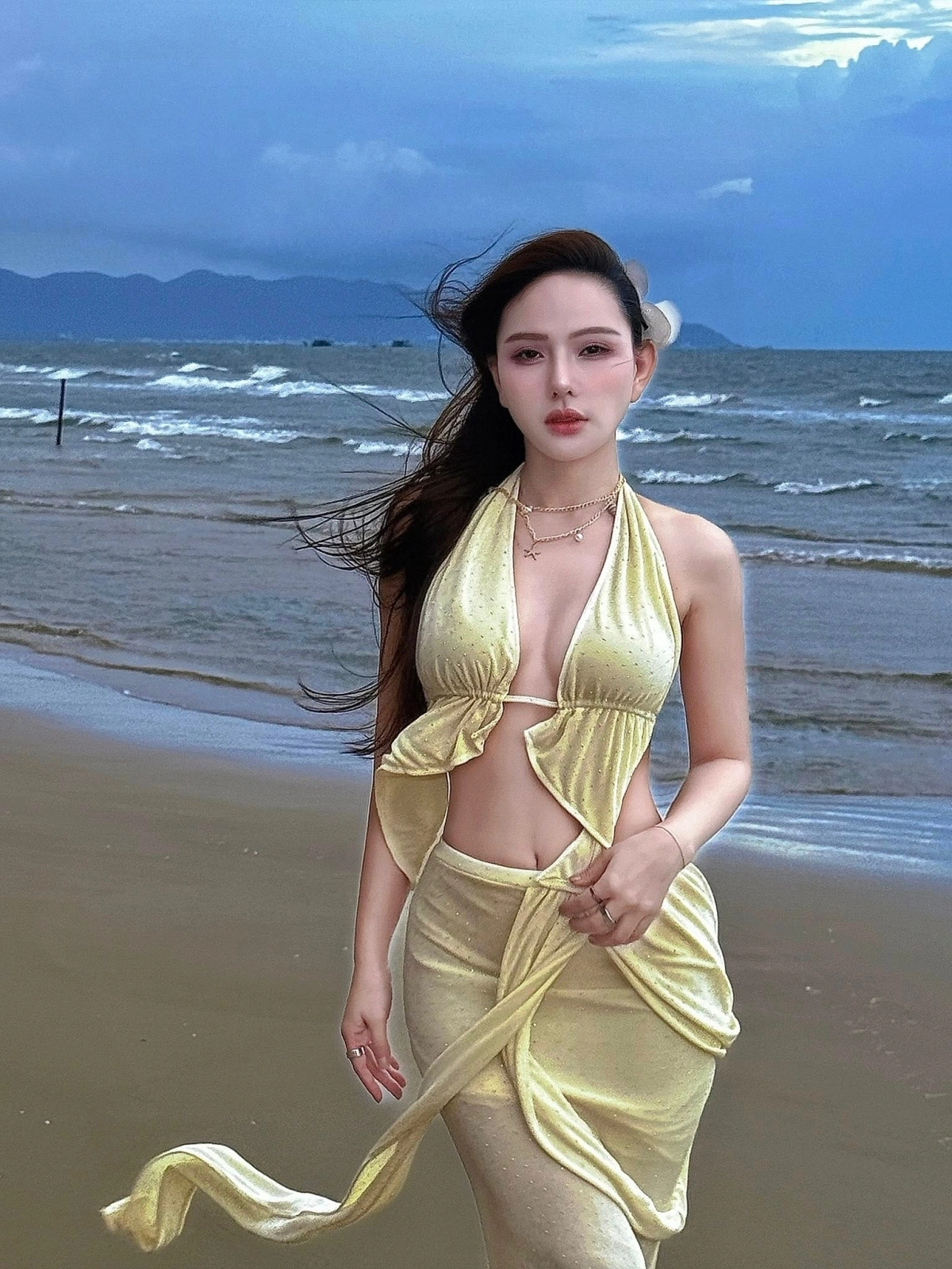 Sao Việt 9x độc thân, mua nhà, thay đổi cuộc sống