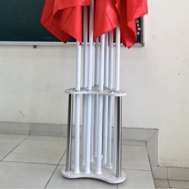 Làm thế nào để chọn cán cờ nhôm phù hợp cho nghi lễ Đội TNTP Hồ Chí Minh mà không lãng phí tiền bạc?