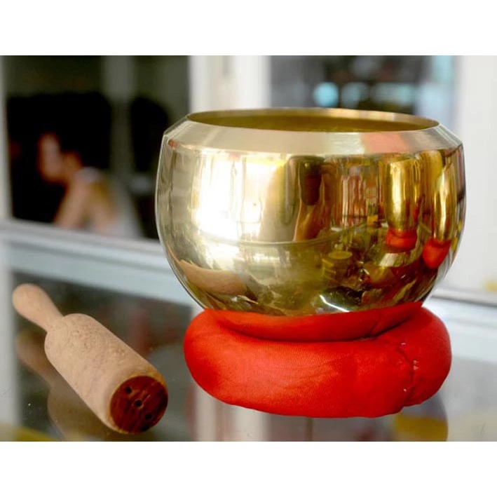 Làm thế nào để chọn chuông Huế tụng Kinh bằng đồng phù hợp cho không gian thờ cúng của bạn?