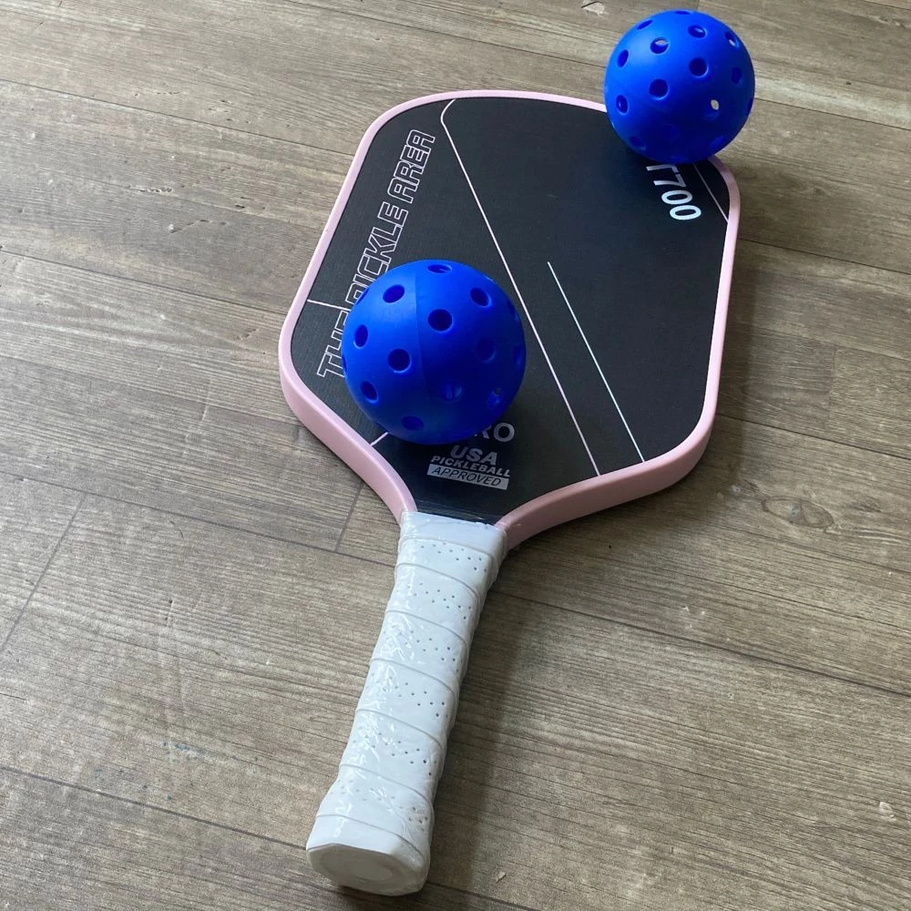 Tôi đã mua vợt Pickleball full carbon nhưng tại sao vẫn không đánh được tốt? Bí quyết nằm ở đâu?