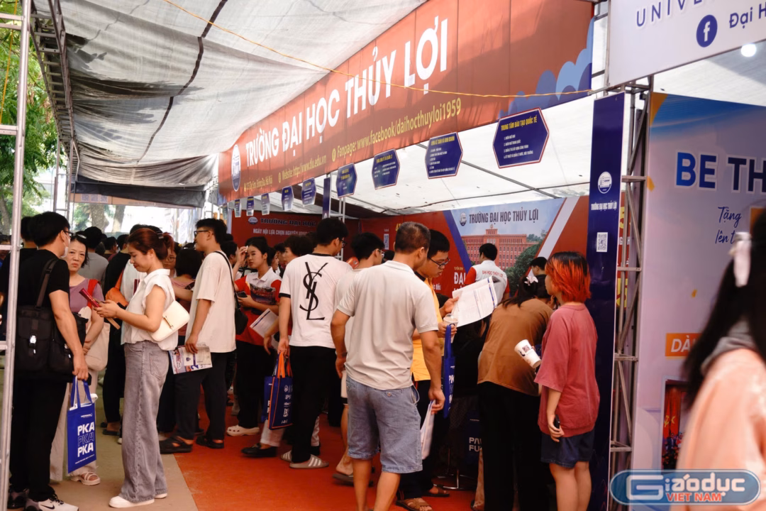 Đại học CMC mở ngành công nghệ, điểm chuẩn có thể giảm