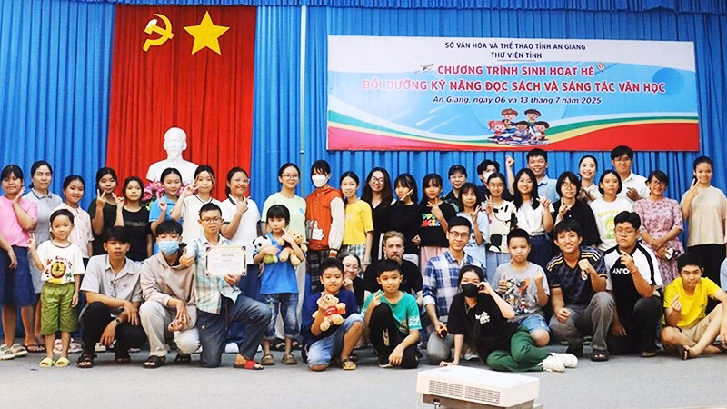 Trải nghiệm đáng nhớ với văn chương của học sinh trẻ An Giang