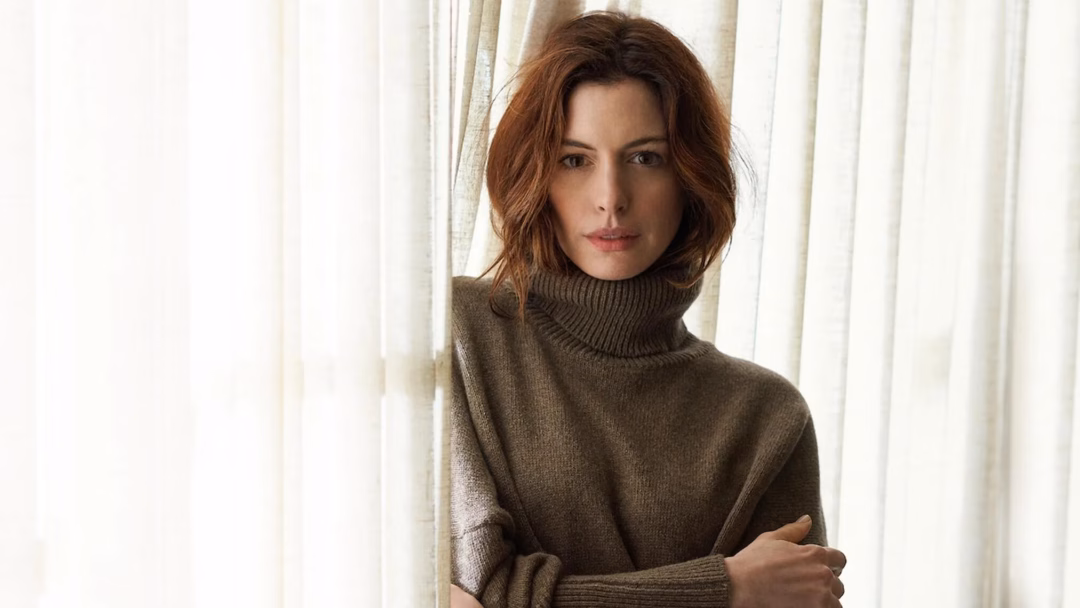 Áo cổ cao – ‘món đồ’ không thể thiếu trong mùa Thu Đông