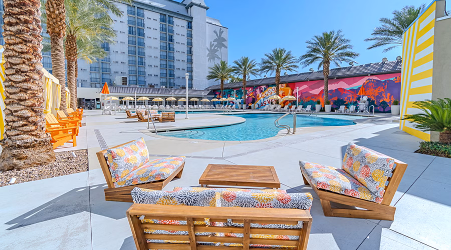 Khách quốc tế đến Mỹ giảm, du lịch nội địa tăng tại Las Vegas Du khách quốc tế “quay lưng” với du lịch Mỹ - Ảnh 1