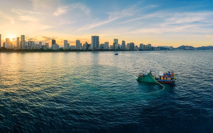 Nha Trang được thiên nhiên ưu ái ban tặng khí hậu ôn hòa, nắng ấm quanh năm