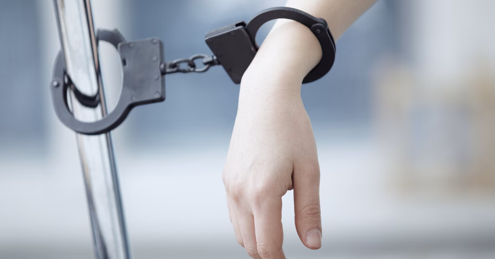 Giáo viên Mỹ Đức lừa đảo chiếm đoạt 695 triệu đồng của 5 người