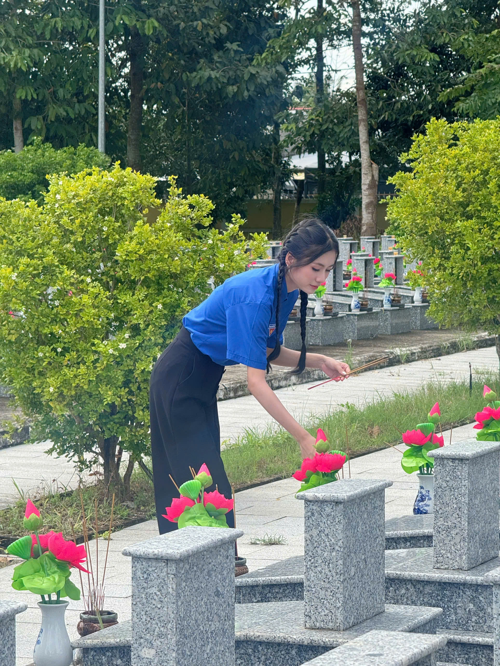 Nàng hậu 10X nói cô có thêm nhiều trải nghiệm, bài học trong những chuyến công tác