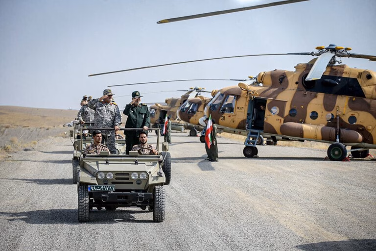 Iran tăng cường đầu tư quốc phòng với dự luật ngân sách mới