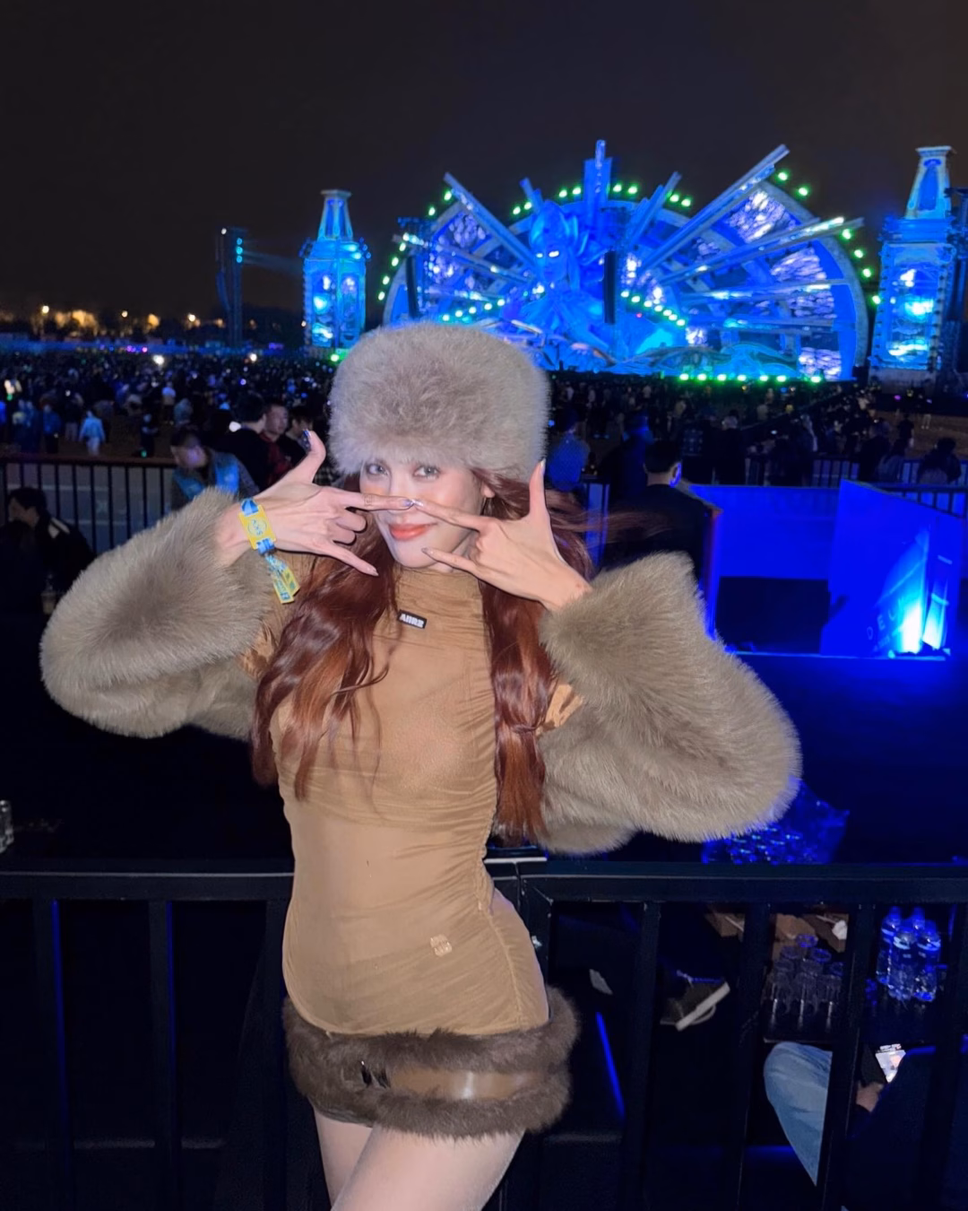 Người đẹp làm dâu một trong những gia tộc giàu có bậc nhất Sài Gòn: Ở biệt thự sang chảnh, dạy con theo kiểu thượng lưu, giữ khí chất “nữ chủ”- Ảnh 2.