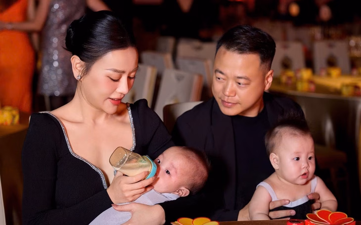 Phương Oanh tiết lộ cuộc sống hạnh phúc với Shark Bình và 2 con Giàu cỡ Shark Bình vẫn sẵn sàng ở nhà trông con cho bà xã Phương Oanh yên tâm đi quay phim- Ảnh 2.