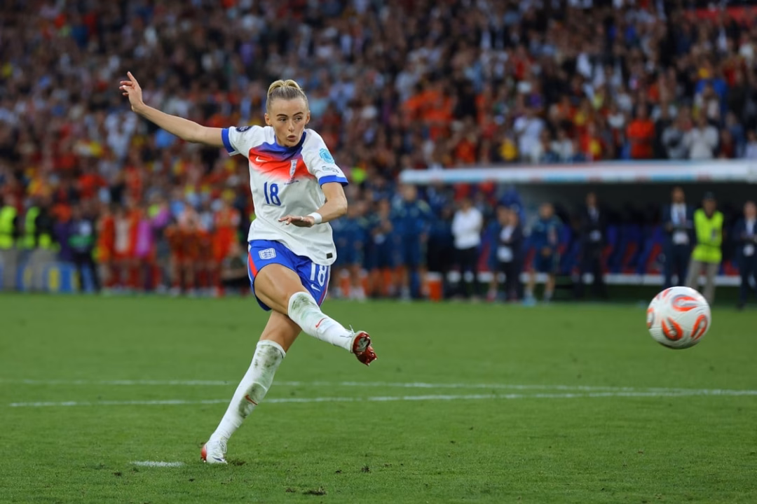Selena Gomez tung dòng nước hoa mới với mùi hương quyến rũ Five Things You Didn't Know About Lionesses Legend, Chloe Kelly
