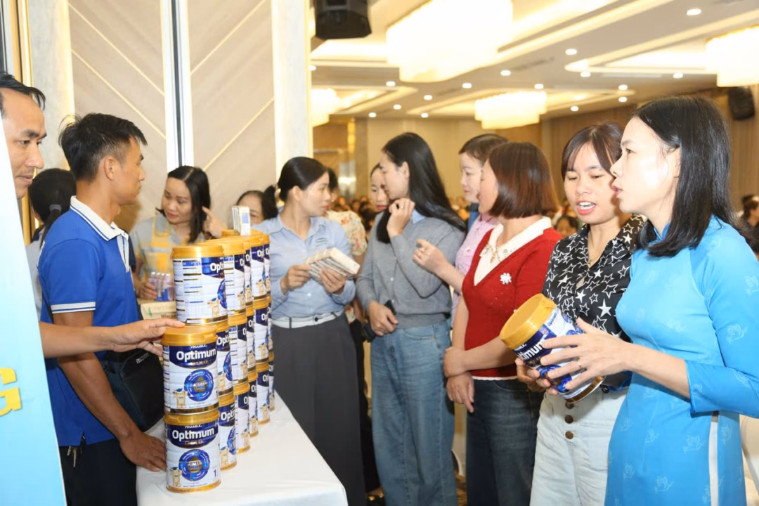 Hoạt động tại hội thảo Hoạt động tại hội thảo
